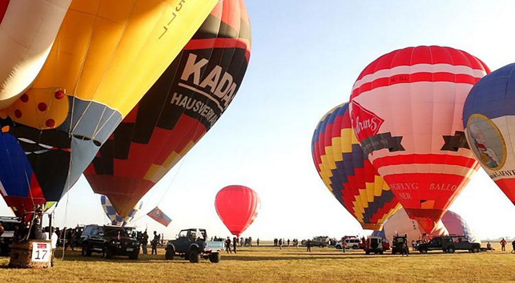 Hot air balloon festival kicks off in Clark Pampanga